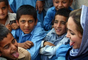 Angelina čuva Iračane - Hot Spot